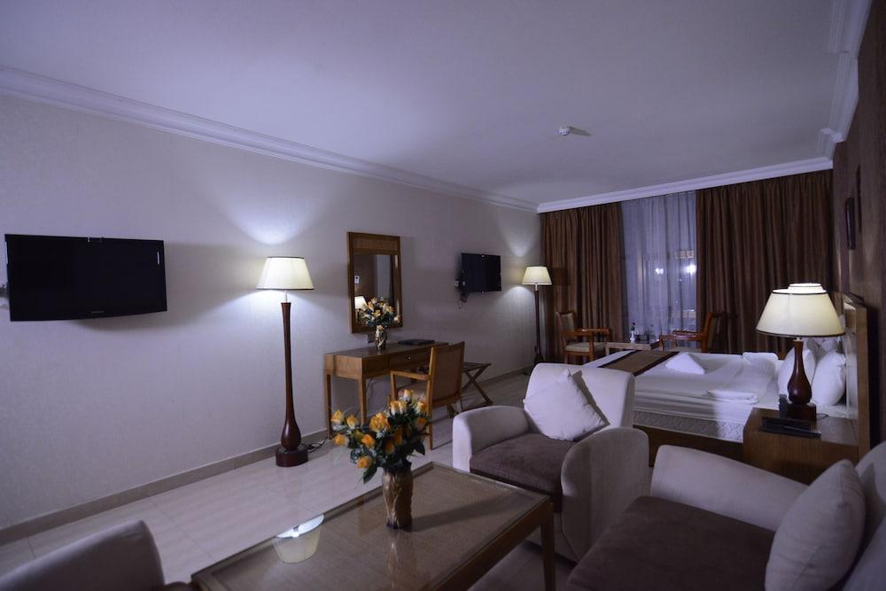 City Center Hotel Mawalih Kültér fotó