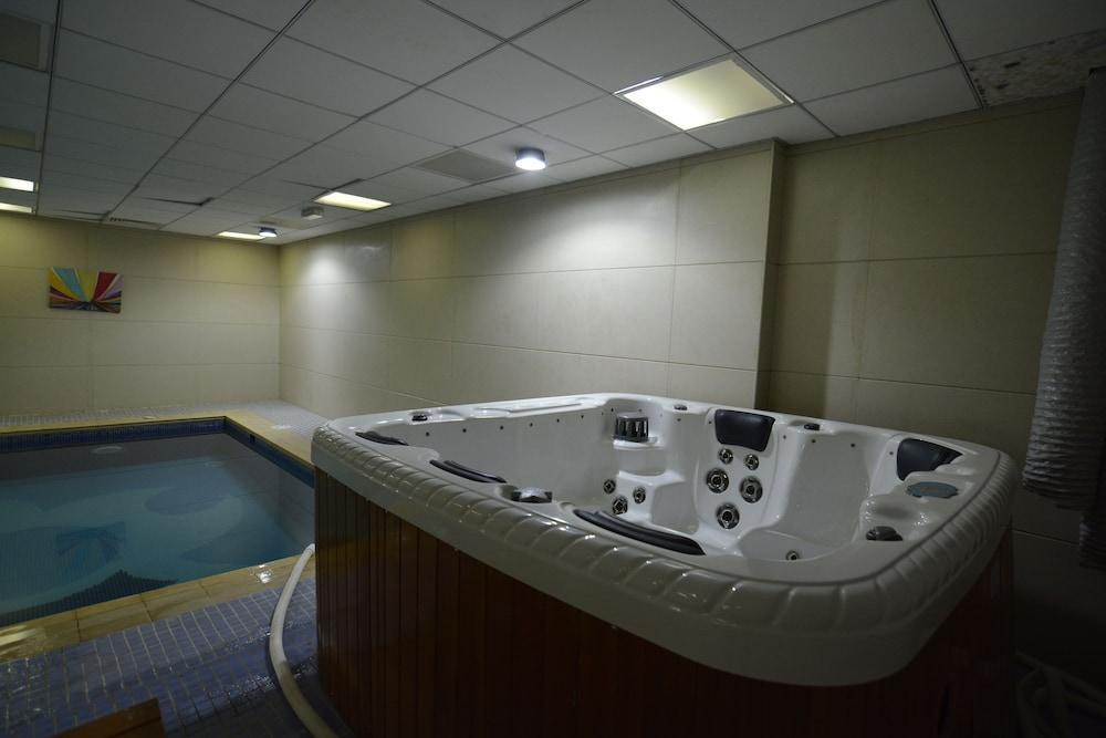 City Center Hotel Mawalih Kültér fotó